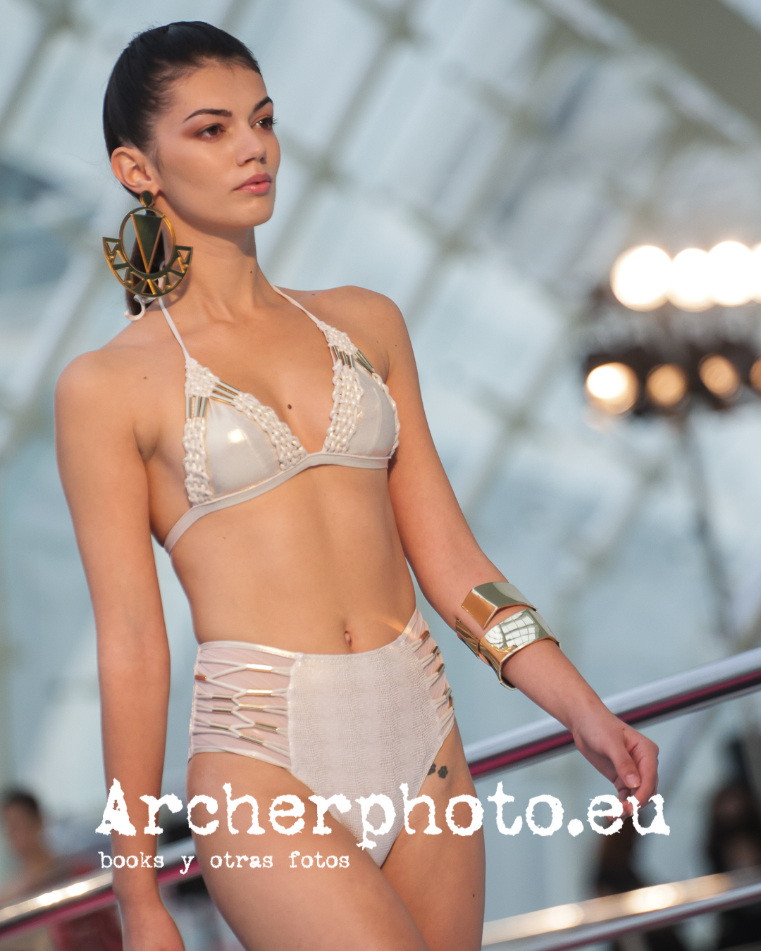 Clec Fashion Festival, València, 31 de octubre de 2021, Dolores Cortés (1), Annie Parfene, por Sergi Albir, fotógrafo profesional València.