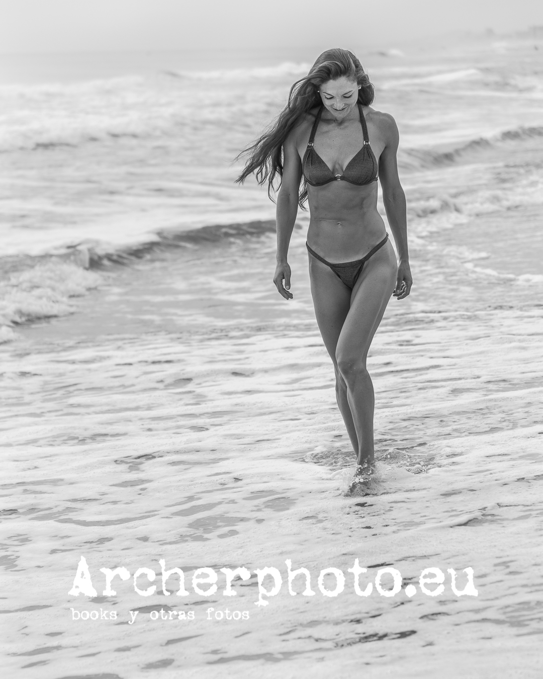Foto de Gabriella Vico en la playa de El Saler. Imagen de Archerphoto, fotógrafo profesional en València. Gabriella Vico, 2021 (2)
