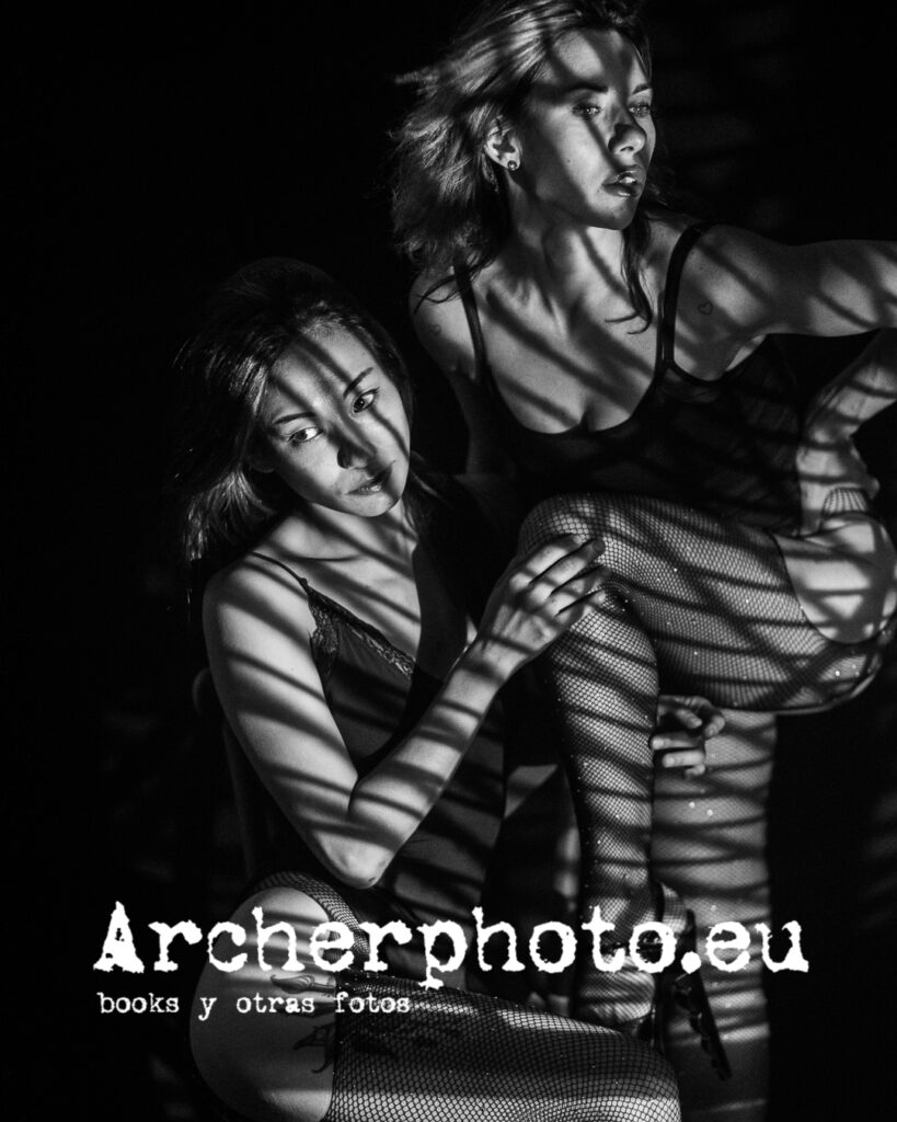 A photo session in August 2022. Pic by Archerphoto, professional photographer in Valencia, Spain. Dariia y Dariga, August 2022 (1)