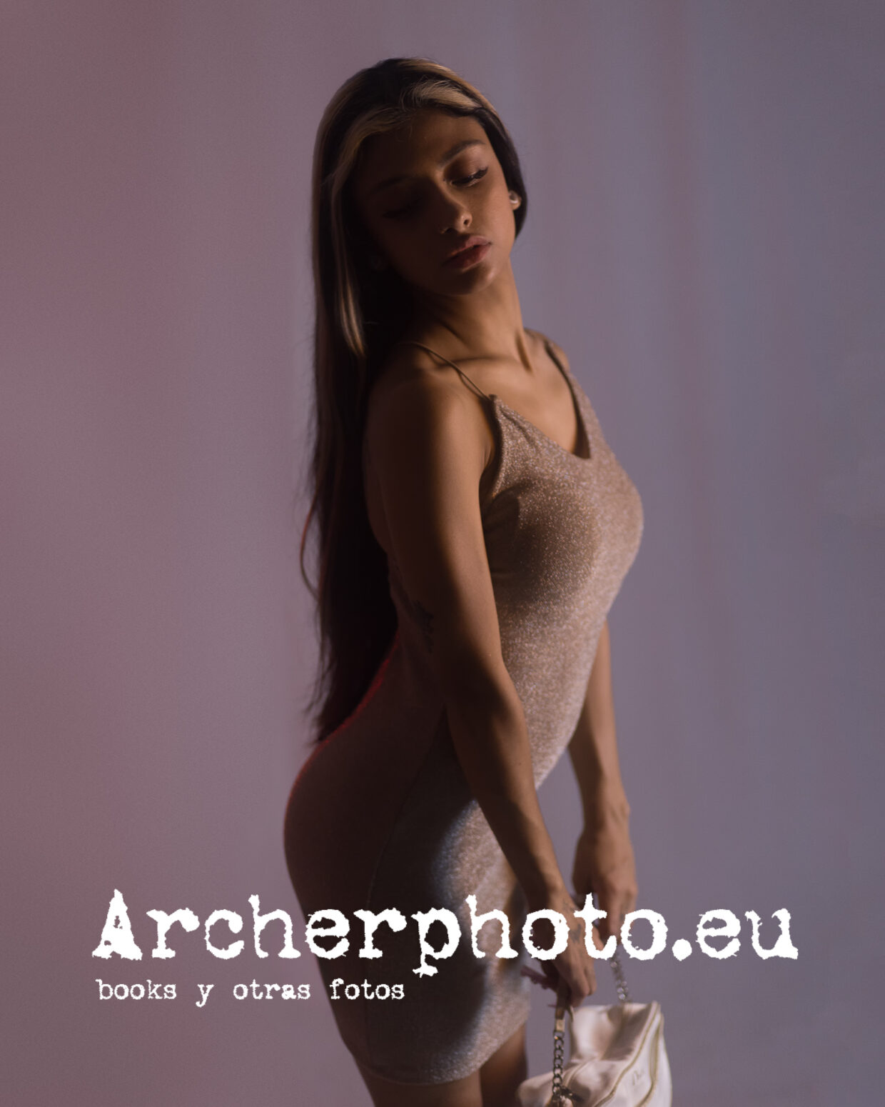 A photo session in July 2023. Picture by Archerphoto, professional photographer in Valencia, Spain. María, 2023 (6)